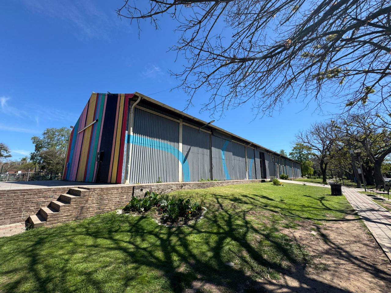 Baile, ritmo y sabor bajo las estrellas: Funes se prepara para una nueva edición de la Noche Salsera